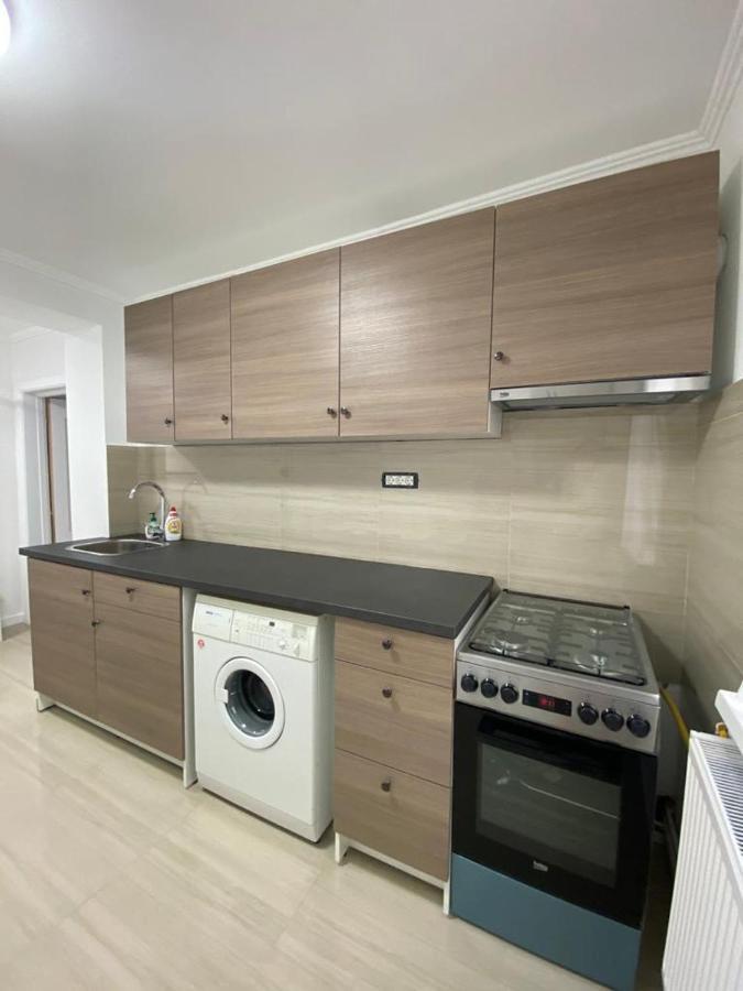 Apartament Lägenhet Lugoj Exteriör bild